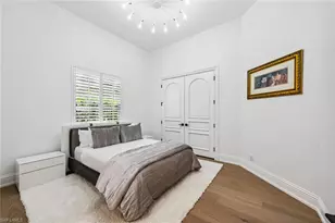 538 Riviera Dr, Naples, FL 34103 - Photo 18