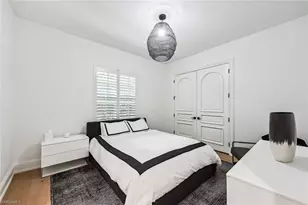 538 Riviera Dr, Naples, FL 34103 - Photo 16