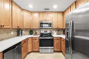 28005 Cookstown Ct, Bonita Springs, FL 34135 - Photo 14