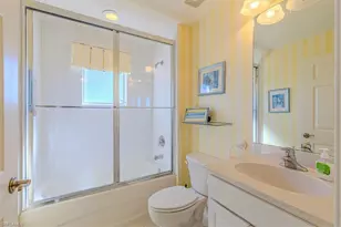 9195 Michael Cir, Naples, FL 34113 - Photo 12