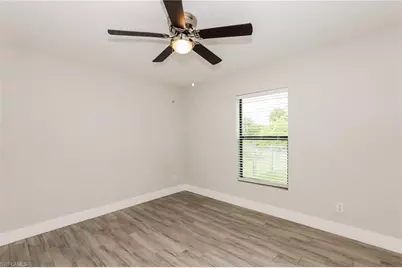 524 Lone Star Ln, Lehigh Acres, FL 33974 - Photo 12