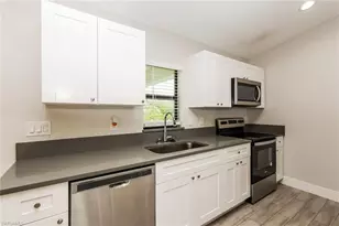 524 Lone Star Ln, Lehigh Acres, FL 33974 - Photo 6