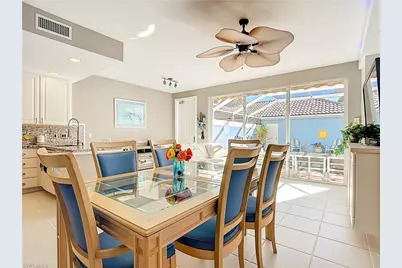 6186 Towncenter Cir, Naples, FL 34119 - Photo 16