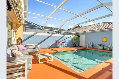 6186 Towncenter Cir, Naples, FL 34119 - Photo 22