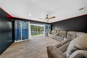 625 SW 31st St, Cape Coral, FL 33914 - Photo 6