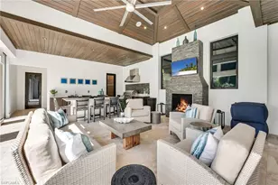 2025 Crayton Rd, Naples, FL 34102 - Photo 16