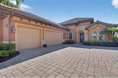 7352 Lantana Way, Naples, FL 34119 - Photo 2