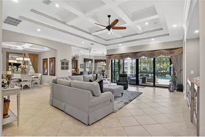 7352 Lantana Way, Naples, FL 34119 - Photo 8