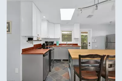 9144 7th St, Naples, FL 34108 - Photo 10