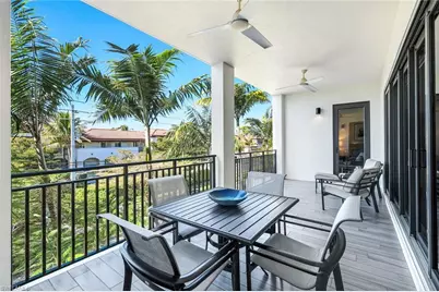 1035 3rd Ave S #305, Naples, FL 34102 - Photo 6