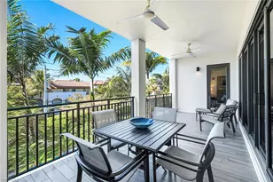 1035 3rd Ave S, Naples, FL 34102 - Photo 6