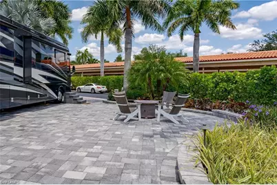 13526 Snook Cir, Naples, FL 34114 - Photo 16