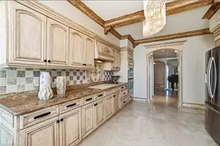 4301 Gulf Shore Blvd N, Naples, FL 34103 - Photo 12