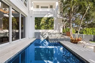 685 2nd St S, Naples, FL 34102 - Photo 34