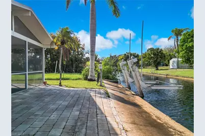 27571 Tarpon Way, Bonita Springs, FL 34134 - Photo 34