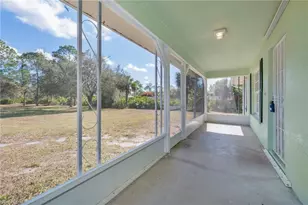 721 22nd St SE, Naples, FL 34117 - Photo 4