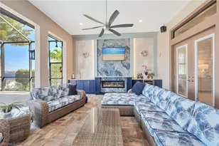 9087 Breakwater Dr, Naples, FL 34120 - Photo 32