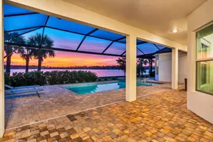 14044 Blue Bay Cir, Fort Myers, FL 33913 - Photo 2