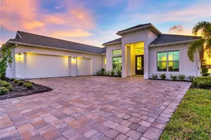14044 Blue Bay Cir, Fort Myers, FL 33913 - Photo 6