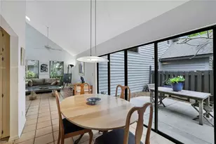 1329 Solana Rd, Naples, FL 34103 - Photo 10