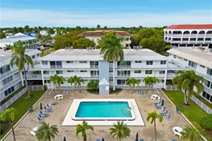 1100 8th Ave S, Naples, FL 34102 - Photo 34