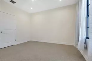 7540 Carnegie Way, Naples, FL 34119 - Photo 14