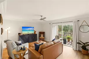 7300 Glenmoor Ln, Naples, FL 34104 - Photo 6