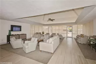 190 Turtle Lake Ct, Naples, FL 34105 - Photo 40