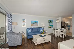 190 Turtle Lake Ct, Naples, FL 34105 - Photo 8