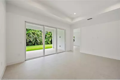 2548 Linda Dr, Naples, FL 34112 - Photo 6