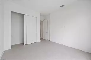 2548 Linda Dr, Naples, FL 34112 - Photo 8