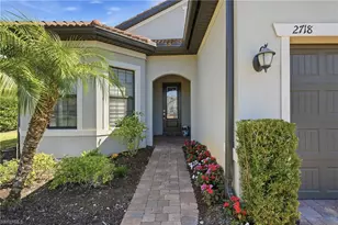 2718 Aviamar Cir, Naples, FL 34114 - Photo 2