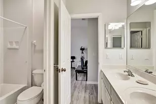 2941 Inlet Cove Ln E, Naples, FL 34120 - Photo 14