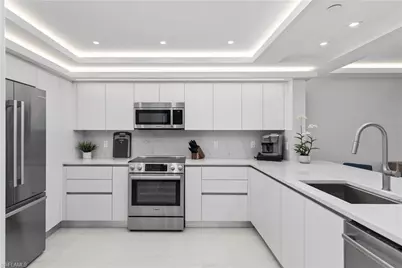 21 Bluebill Ave #B-302, Naples, FL 34108 - Photo 8