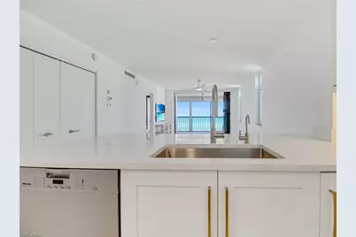 9415 Gulf Shore Dr #102, Naples, FL 34108 - Photo 8