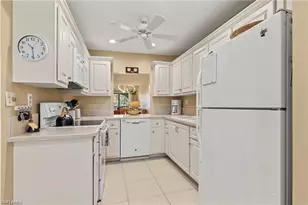 1055 Forest Lakes Dr, Naples, FL 34105 - Photo 4