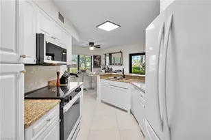 15 Bennington Dr, Naples, FL 34104 - Photo 10