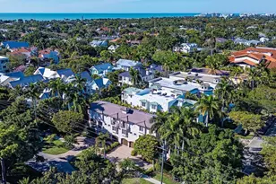 597 4th Ave S, Naples, FL 34102 - Photo 16