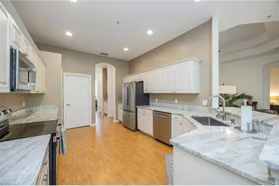 7856 Clemson St #202, Naples, FL 34104 - Photo 8