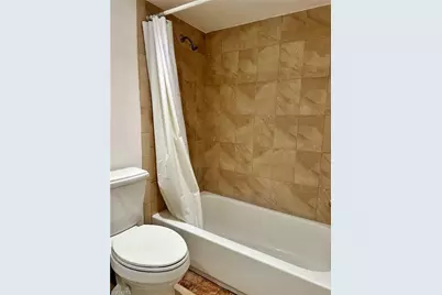 190 Turtle Lake Ct #202, Naples, FL 34105 - Photo 8