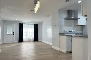 1428 SE 20th Ave, Cape Coral, FL 33990 - Photo 6