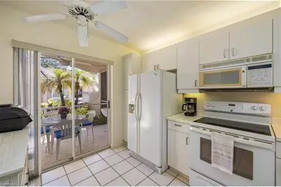 2348 Hidden Lake Dr #709, Naples, FL 34112 - Photo 14