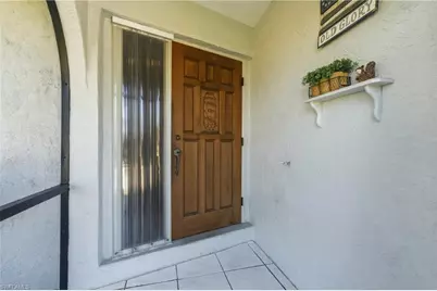 3815 SW 5th Pl, Cape Coral, FL 33914 - Photo 4