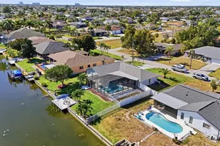 3815 SW 5th Pl, Cape Coral, FL 33914 - Photo 44