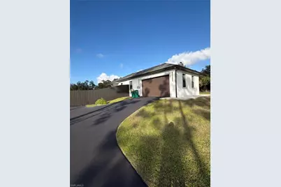2451 10th Ave SE, Naples, FL 34117 - Photo 2