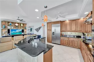 285 Grande Way, Naples, FL 34110 - Photo 12