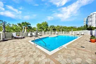 285 Grande Way, Naples, FL 34110 - Photo 36