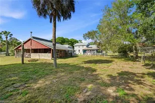 5860 Dogwood Way, Naples, FL 34116 - Photo 10