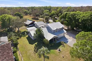 5860 Dogwood Way, Naples, FL 34116 - Photo 2