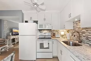 291 8th Ave S, Naples, FL 34102 - Photo 12